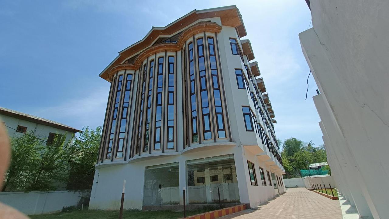 Hotel Zoon Dabb Srinagar Airport Kashmir Zewnętrze zdjęcie