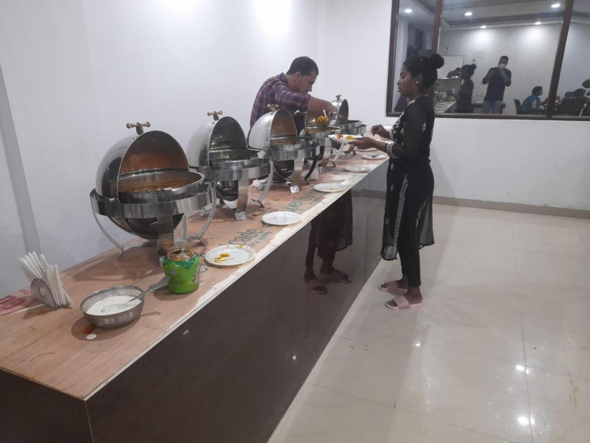 Hotel Zoon Dabb Srinagar Airport Kashmir Zewnętrze zdjęcie