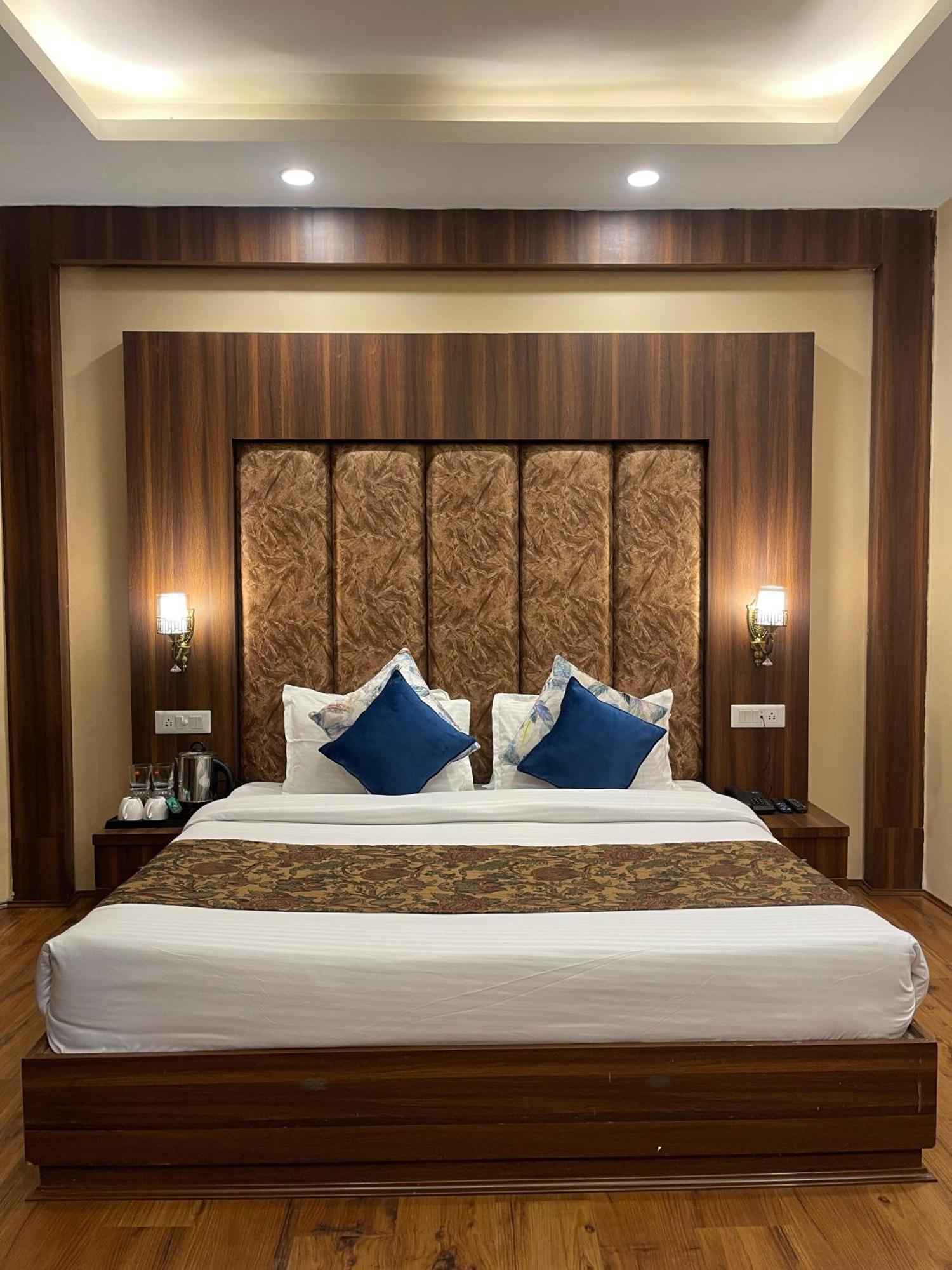 Hotel Zoon Dabb Srinagar Airport Kashmir Zewnętrze zdjęcie