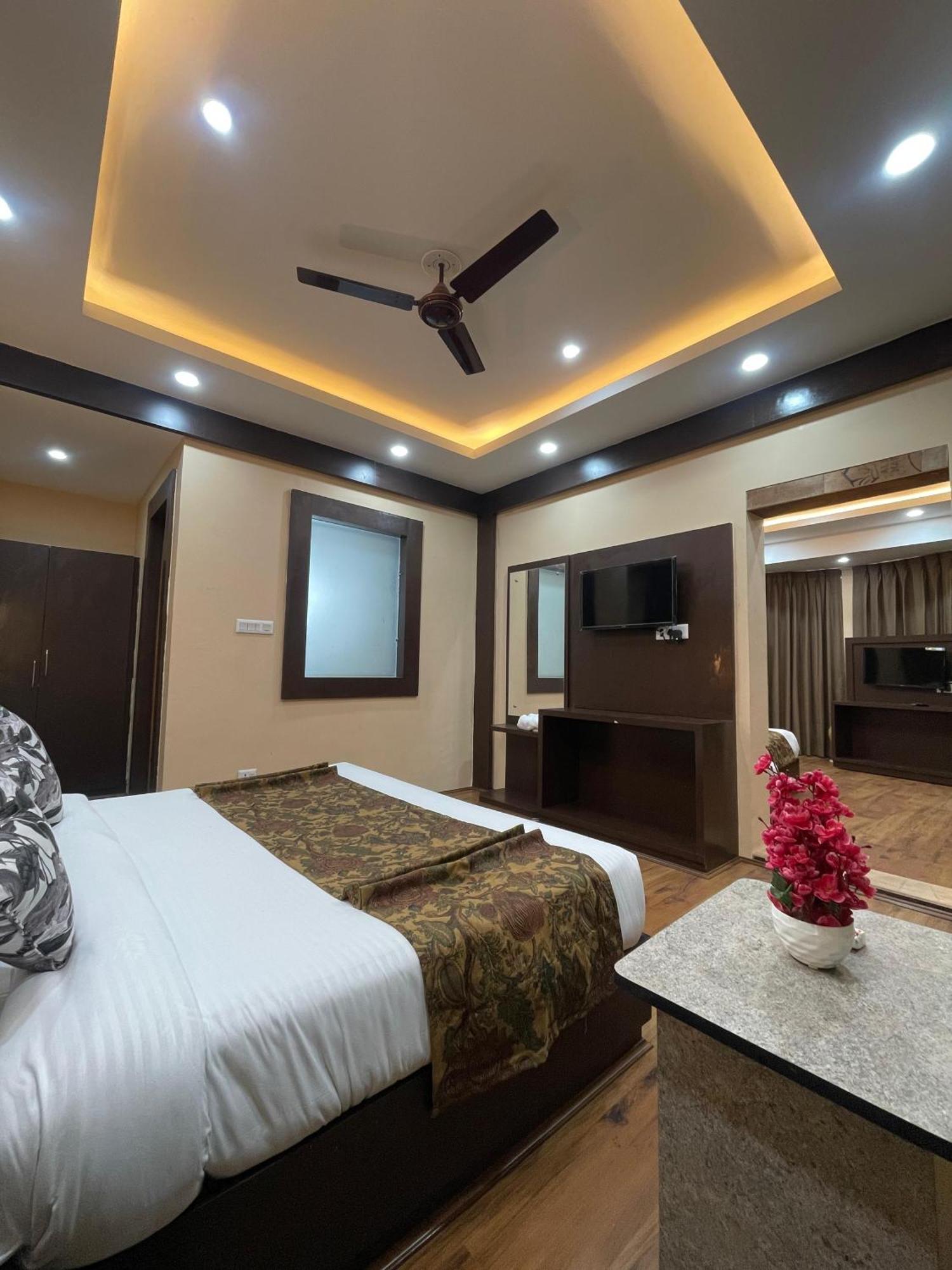 Hotel Zoon Dabb Srinagar Airport Kashmir Zewnętrze zdjęcie