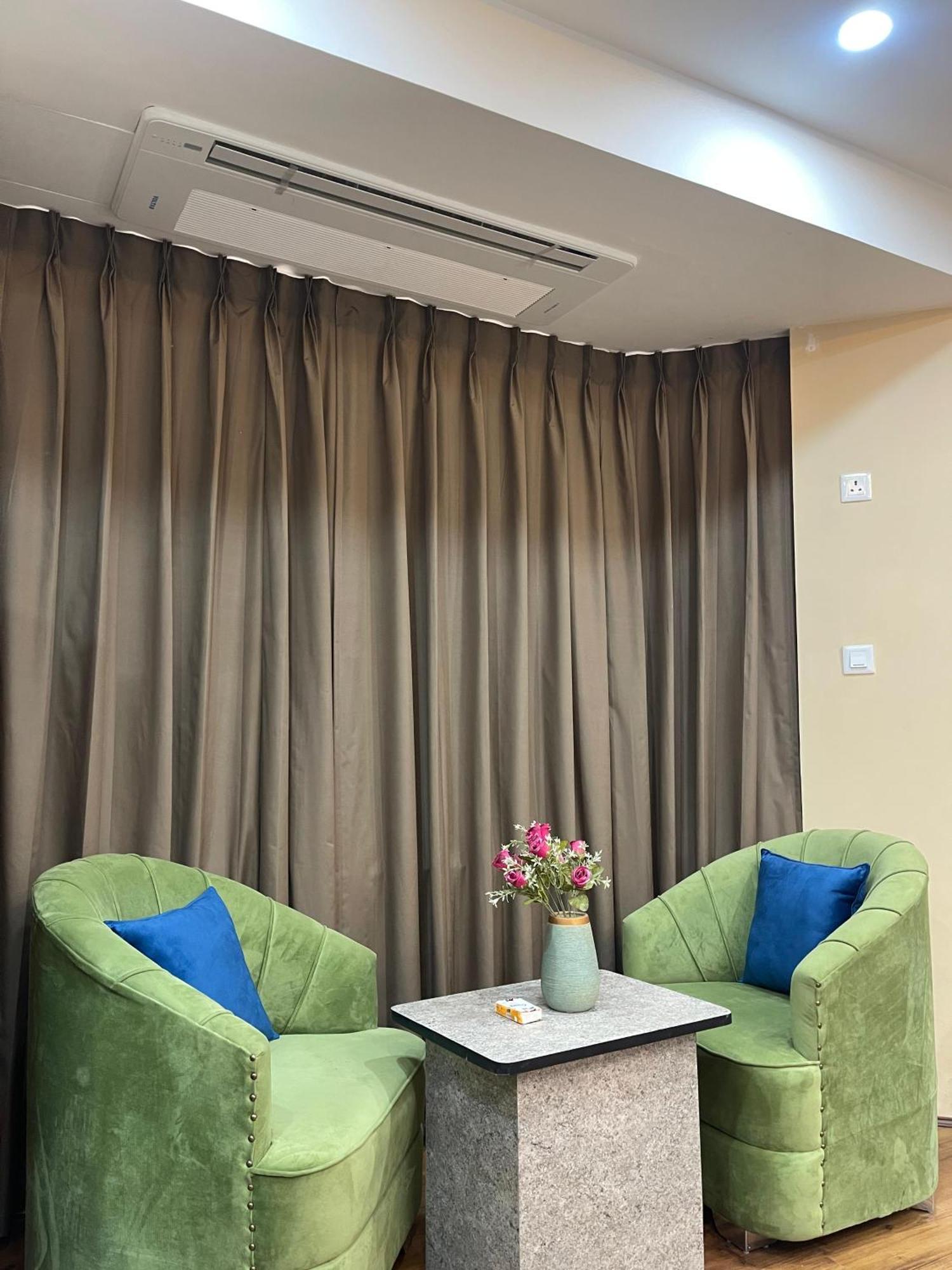 Hotel Zoon Dabb Srinagar Airport Kashmir Zewnętrze zdjęcie